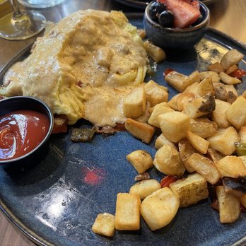 City Cellars HTX - Bayou shrimp omelette with breakfast, potatoes, and fruit. - New American Near Me - Houston, Texas City Cellars HTX - Bayou shrimp omelette with breakfast, potatoes, and fruit. - New American Near Me - Houston, Texas