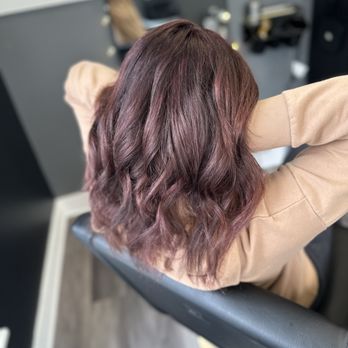 Erin G Cosmetology - Cherry red
Went from grown out warm balayage -- to gorgeous cherry red - Hair Stylists Near Me - Auburn, Maine Erin G Cosmetology - Cherry red
Went from grown out warm balayage -- to gorgeous cherry red - Hair Stylists Near Me - Auburn, Maine