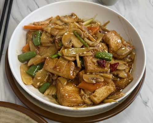 Lion Kitchen by null