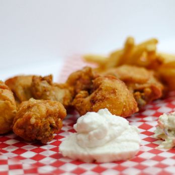 Maison De Poulet Syriana - a plate of food - Chicken Shop Near Me - Saint-Laurent, Quebec Maison De Poulet Syriana - a plate of food - Chicken Shop Near Me - Saint-Laurent, Quebec