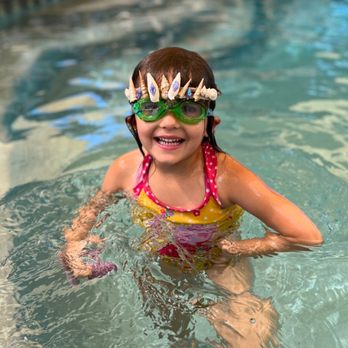 Water Otters Swim School - Swimming Lessons/Schools Near Me - Winnetka, California Water Otters Swim School - Swimming Lessons/Schools Near Me - Winnetka, California