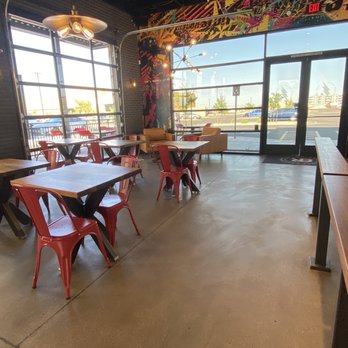 Black Rock Coffee Bar - Coffee & Tea Near Me - Mesa, Arizona
