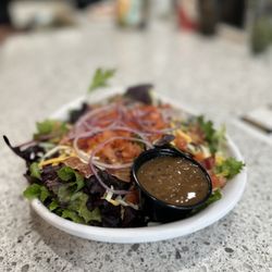 The Brass Tap - Side salad with house dressing