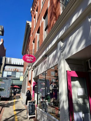 Modern Millie by null