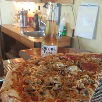 Briny Bay Cafe - Cold beer & Pizza - Seafood Near Me - Five Islands, Nova Scotia Briny Bay Cafe - Cold beer & Pizza - Seafood Near Me - Five Islands, Nova Scotia