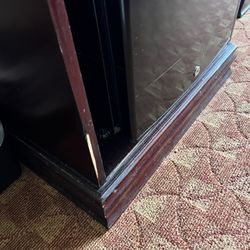 Holiday Inn Express & Suites Athens - Damaged furniture