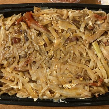 China Dragon - Roast Pork Pad Thai $10.50 Good but very sweet. - Chinese Near Me - Bedford, Ohio