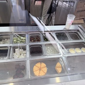 Quinn’s Bakery - Options - Cupcakes Near Me - Garden Grove, California Quinn’s Bakery - Options - Cupcakes Near Me - Garden Grove, California