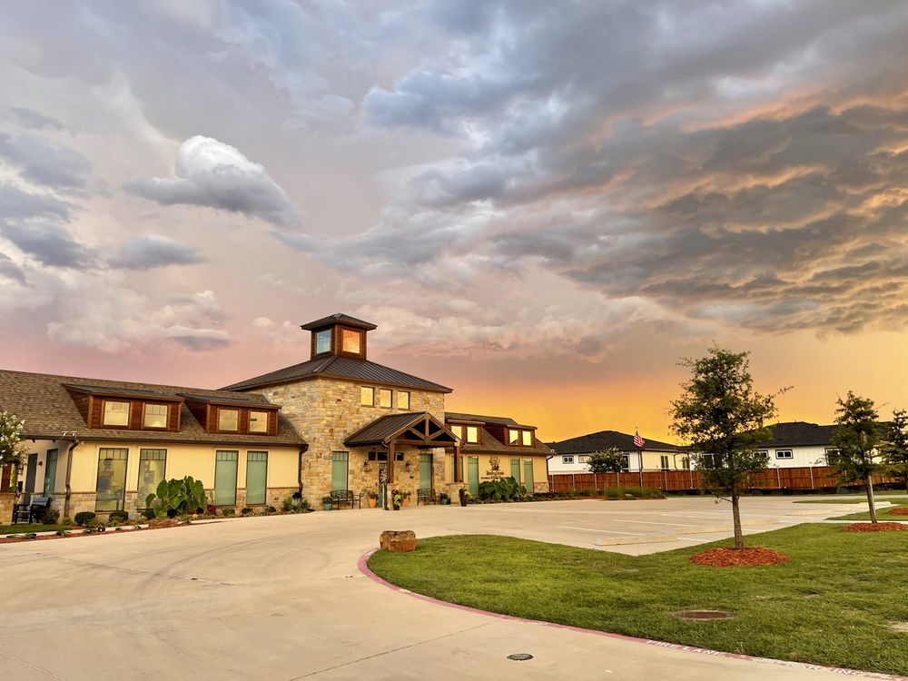 READING FRIENDS ALEDO Updated August 2024 47 Photos 995 Bailey