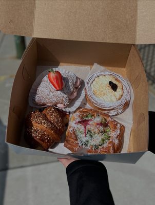 Fat Peach Bakery by null