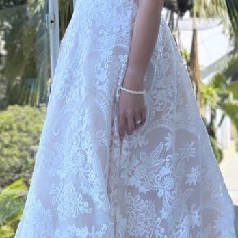Vows Bridal & Formals - My beautiful dress! - Bridal Near Me - Honolulu, Hawaii