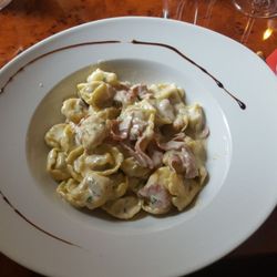 La Perla - Tortellini alla Panna