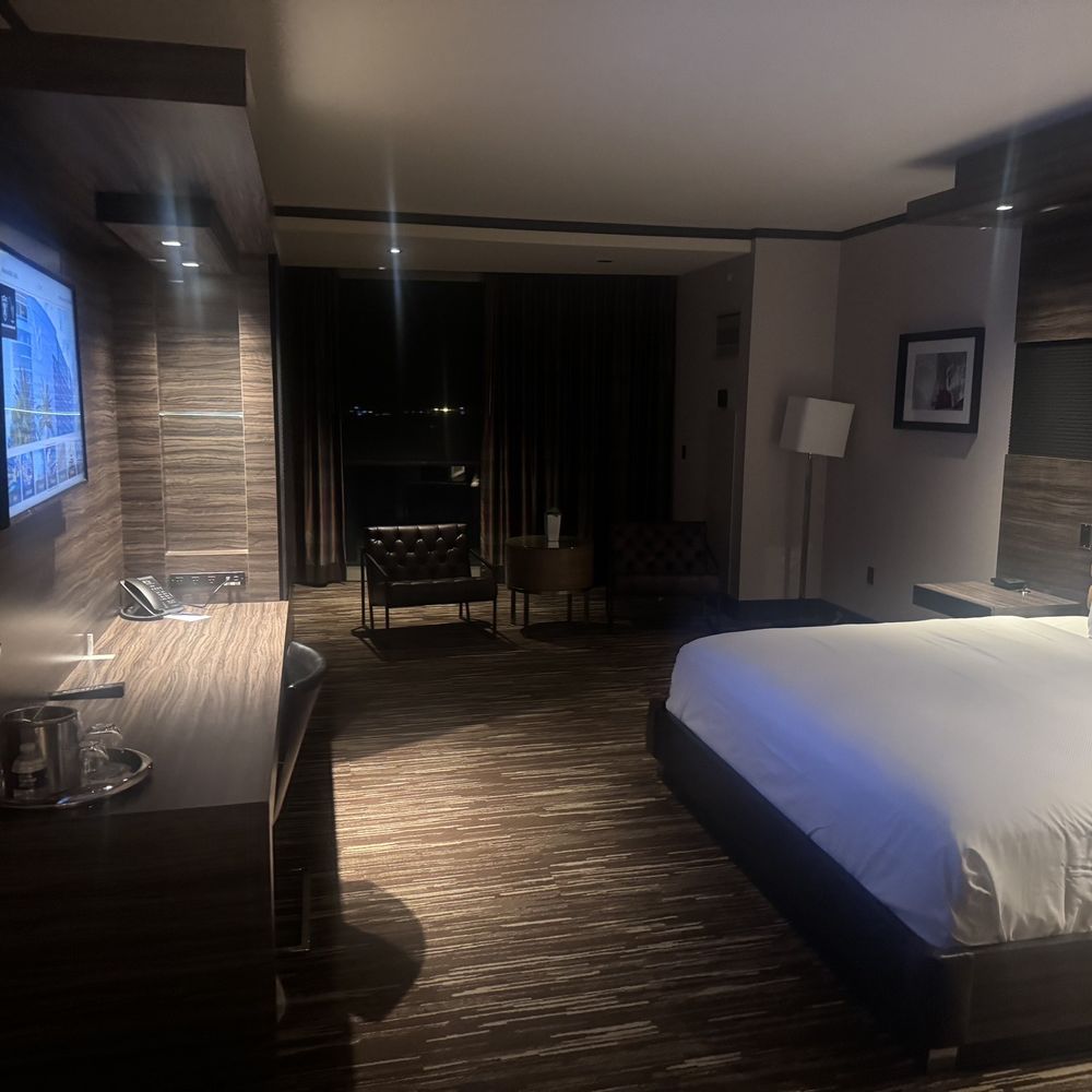 M Resort - EXECUTIVE MOUNTAIN KING - Hotels Near Me - Henderson, Nevada M Resort - EXECUTIVE MOUNTAIN KING - Hotels Near Me - Henderson, Nevada