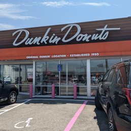 Dunkin' in Quincy MA Dunkin' in Quincy MA