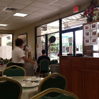 Mei Sum Dim Sum - Inside the restaurant.......... - Dim Sum Near Me - Honolulu, Hawaii