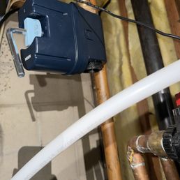 Moen Flo detached from copper pipe, cause of catastrophic flooding. Moen Flo detached from copper pipe, cause of catastrophic flooding.