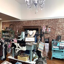 The Rusty Hinge Boutique