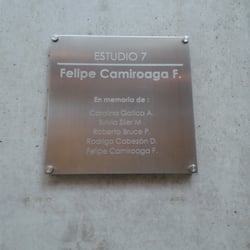 TVN - Estudio 7 Felipe Camiroaga... En memoria de las víctimas del accidente de Juan Fernández.