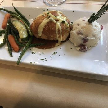 The Raintree Restaurant - Beef Wellington - American Near Me - Saint Augustine, Florida