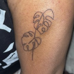 Aces Tattoo