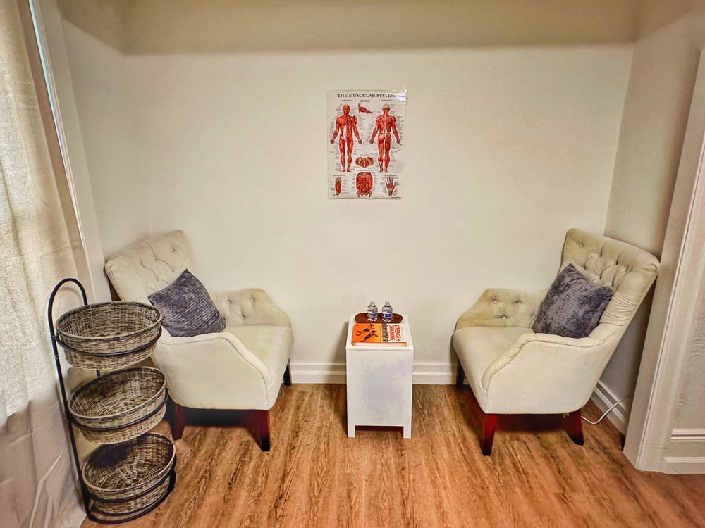 Eltouch Massage & Bodywork Logo