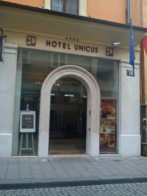 Hotel Unicus by null