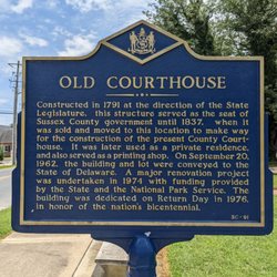 Old Courthouse - Old Courthouse, Georgetown