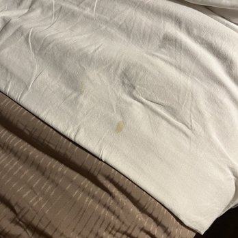Rodeway Inn & Suites Canyon Lake I-15 - Disgusting sheets - Hotels Near Me - Canyon Lake, California Rodeway Inn & Suites Canyon Lake I-15 - Disgusting sheets - Hotels Near Me - Canyon Lake, California