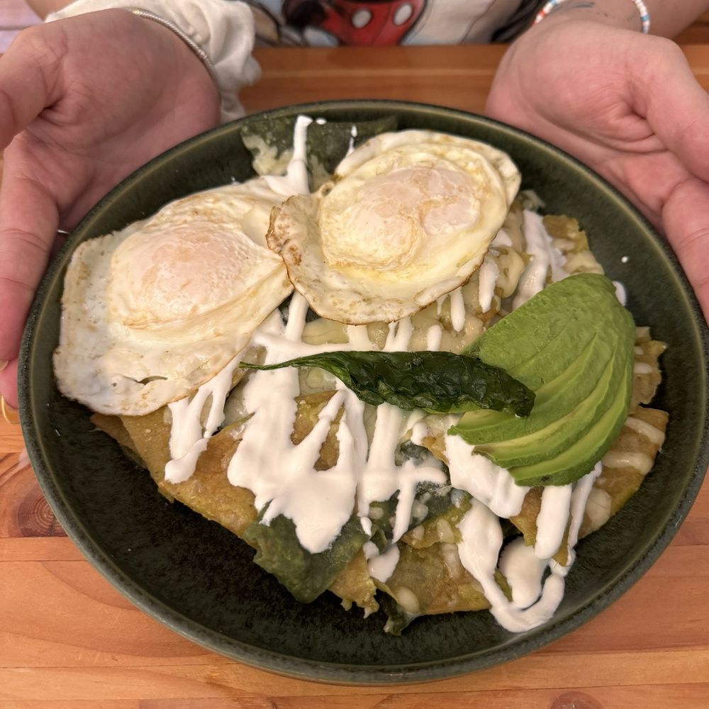 Un Amor - Chilaquiles - Breakfast & Brunch Near Me - Chicago, Illinois Un Amor - Chilaquiles - Breakfast & Brunch Near Me - Chicago, Illinois