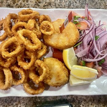 El Pollo Inka - Fried Calamari - Latin American Near Me - Hermosa Beach, California El Pollo Inka - Fried Calamari - Latin American Near Me - Hermosa Beach, California