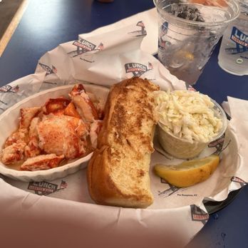 LUNCH Lobster Roll - Hot Lobster Roll - Seafood Near Me - Amagansett, New York LUNCH Lobster Roll - Hot Lobster Roll - Seafood Near Me - Amagansett, New York