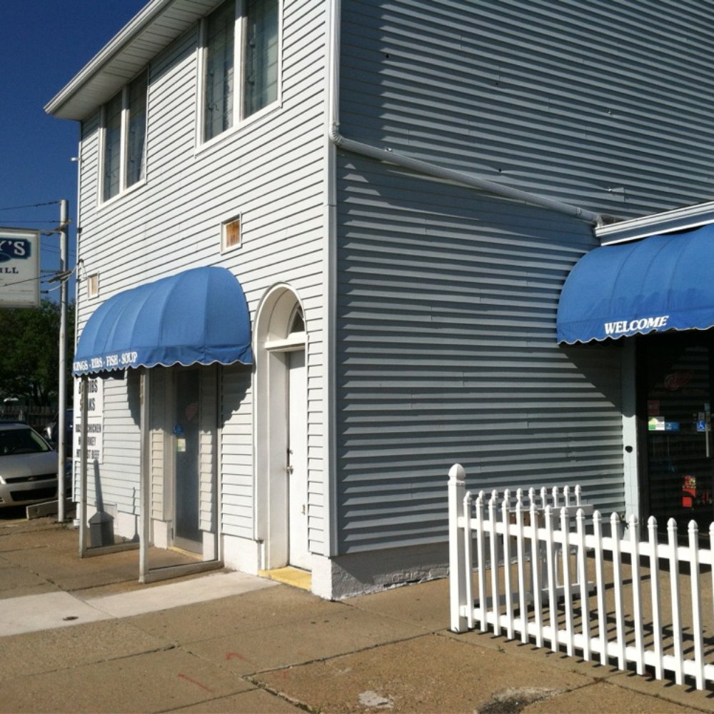 Harry's Place - Pubs Near Me - Lansing, Michigan Harry's Place - Pubs Near Me - Lansing, Michigan