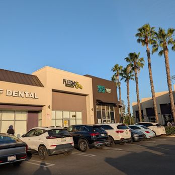 Plern Thai Cafe - Thai Near Me - Lake Forest, California Plern Thai Cafe - Thai Near Me - Lake Forest, California