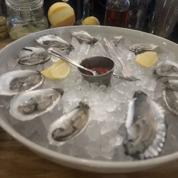 The Lonesome Club - Oysters - Irish Pub Near Me - Brooklyn, New York The Lonesome Club - Oysters - Irish Pub Near Me - Brooklyn, New York