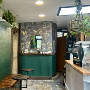 Little Native Coffee - Cozy and cute indoor area - Coffee & Tea Near Me - Raleigh, North Carolina