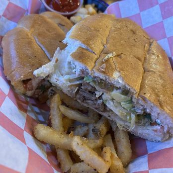 Los Gallos Cocina Mexicana - birria torta - Mexican Near Me - Clawson, Michigan Los Gallos Cocina Mexicana - birria torta - Mexican Near Me - Clawson, Michigan