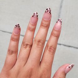 Glamour Nails & Spa
