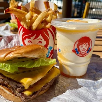Wendy's - Another tasty Wendy's combo meal - Fast Food Near Me - Rochester, Minnesota Wendy's - Another tasty Wendy's combo meal - Fast Food Near Me - Rochester, Minnesota