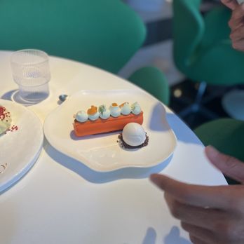 Le Jardinier - Carrot cake - French Near Me - Miami, Florida Le Jardinier - Carrot cake - French Near Me - Miami, Florida