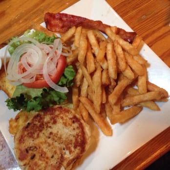 Kelly's Gingernut Pub - Crab cake sandwich, YUM. - Irish Pub Near Me - Cape Charles, Virginia Kelly's Gingernut Pub - Crab cake sandwich, YUM. - Irish Pub Near Me - Cape Charles, Virginia