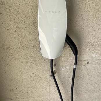 Fuse HVAC & Plumbing - Tesla wal connector and cable that runs into the Garage - Heating & Air Conditioning/HVAC Near Me - San Jose, California Fuse HVAC & Plumbing - Tesla wal connector and cable that runs into the Garage - Heating & Air Conditioning/HVAC Near Me - San Jose, California