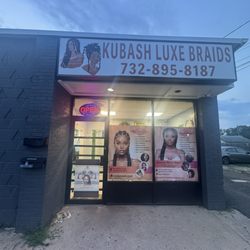 Kubash luxe braids - This isn't the location that is advertising
