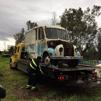 Herndon Towing - Flatbed service great for picking up some old metal. - Towing Near Me - Fresno, California Herndon Towing - Flatbed service great for picking up some old metal. - Towing Near Me - Fresno, California