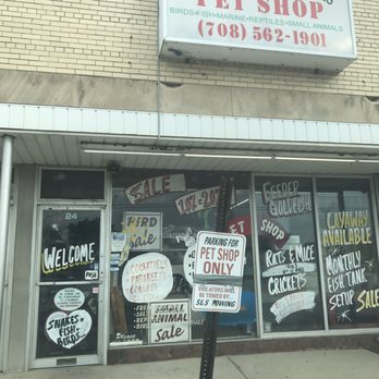 Chris' Tropical Treasures - Pet Stores Near Me - Northlake, Illinois