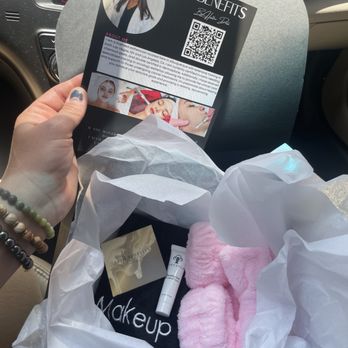 Skin Benefits By Heather Dawn - Gift box - Skin Care Near Me - Albuquerque, New Mexico Skin Benefits By Heather Dawn - Gift box - Skin Care Near Me - Albuquerque, New Mexico