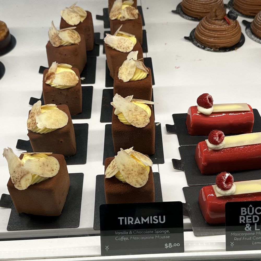 Moulin - Buchette - Bakeries Near Me - Newport Beach, California Moulin - Buchette - Bakeries Near Me - Newport Beach, California