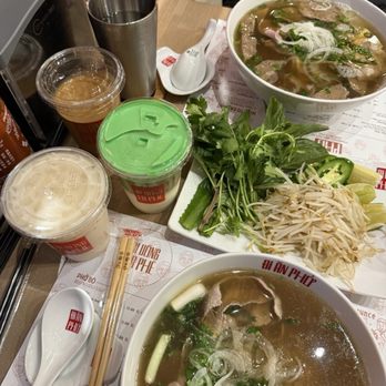 Di An Pho - Pho tai bo vien (top), L pho tai (bottom) Drinks: ca phe sua daddy, bac xiu la dua, sua dau nanh lanh - Noodles Near Me - Houston, Texas Di An Pho - Pho tai bo vien (top), L pho tai (bottom) Drinks: ca phe sua daddy, bac xiu la dua, sua dau nanh lanh - Noodles Near Me - Houston, Texas