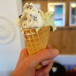 Eissalon Firenze - Eissalon Firenze 05/25/19: Pistacchio di Bronte, Il Sogno del Montalbano, Stracciatella on a Waffle Cone