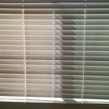 Arrow Property Management - This picture doesn't show how bad/dirty the blinds actually were, but you're able to see some of the dust here. Again, never cleaned. - Property Management Near Me - Mesa, Arizona