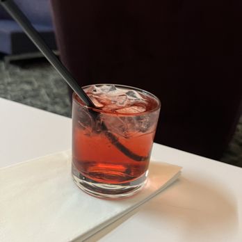 Escape Lounges - Ketel One & cran - Airport Lounges Near Me - Oakland, California Escape Lounges - Ketel One & cran - Airport Lounges Near Me - Oakland, California